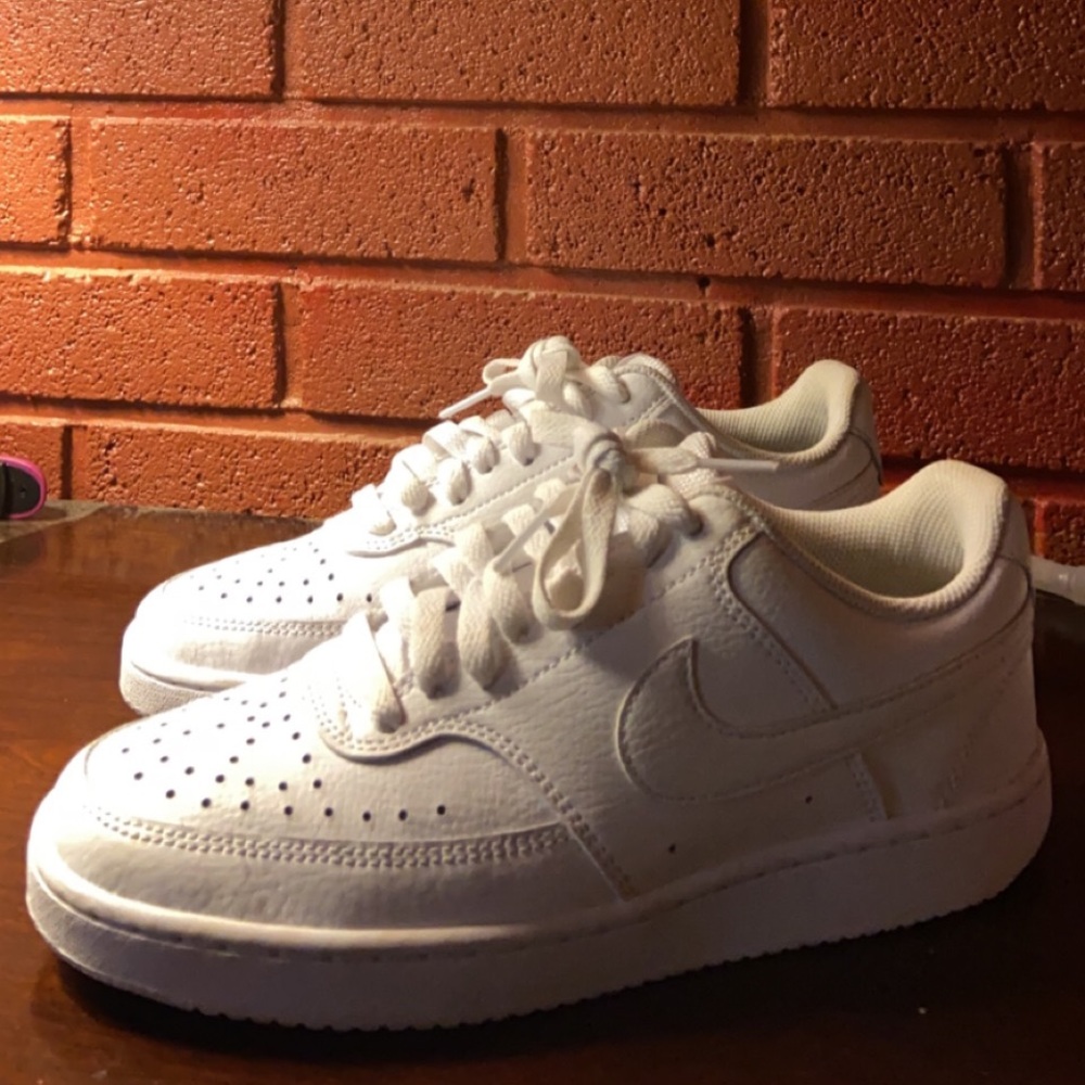 Women’s nike court vision low